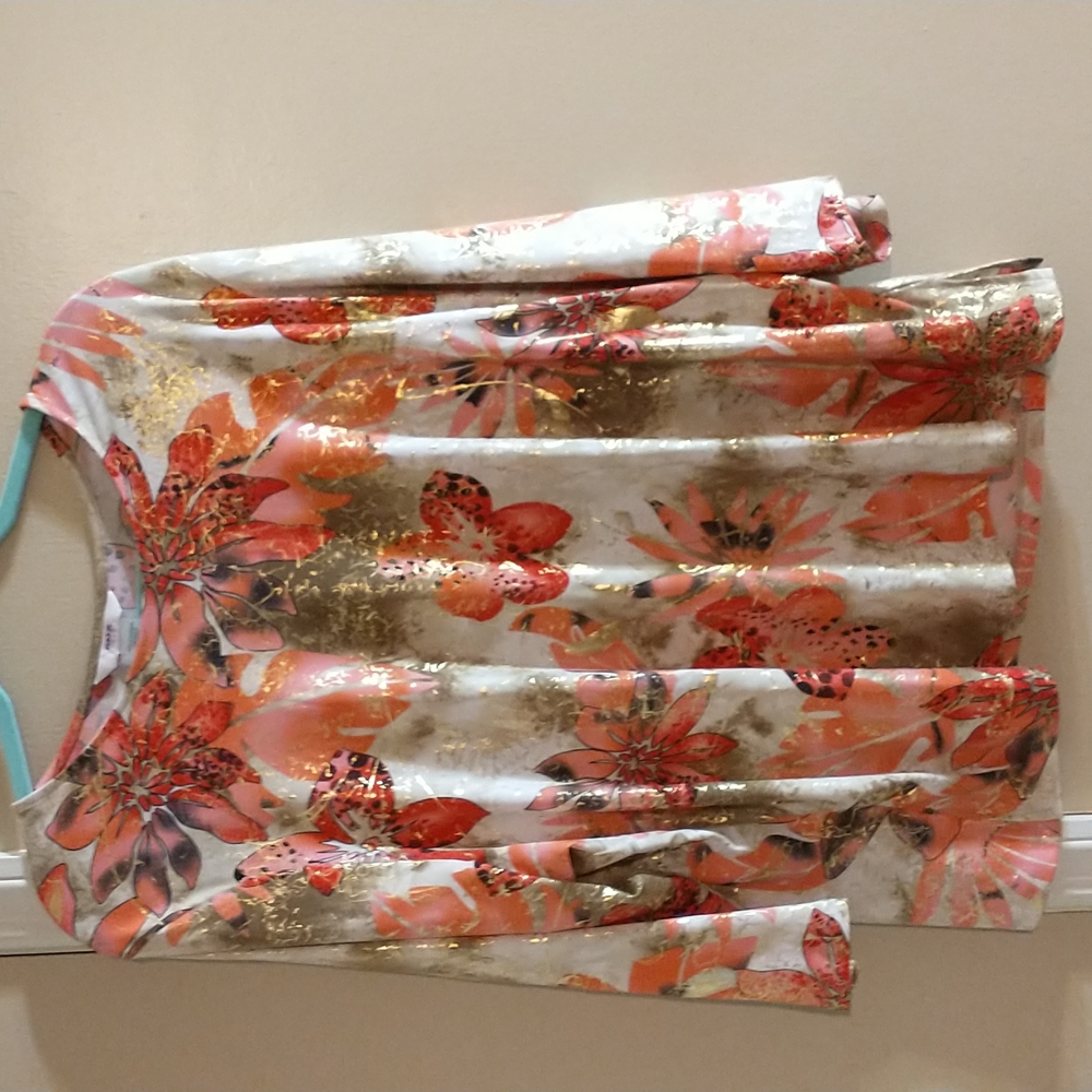 Women's shirt